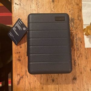 Away United travel kit